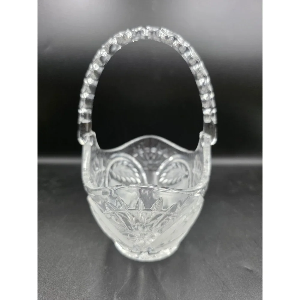 Bohemian Lead Crystal Basket Cut & Frosted‎ Pear Design 8